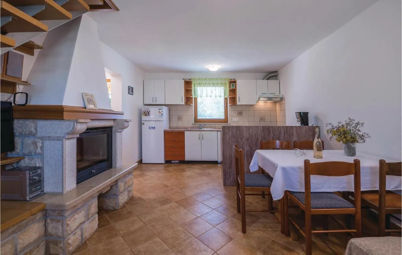 Lovely Home In Liznjan With Wifi Casa vacanze